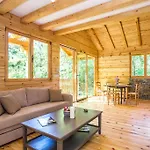 Hills Holiday park Garmen